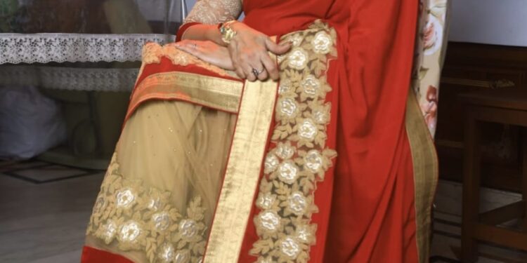 Madhu lakhotia is Renowned Personality known for her Reverse Singing and Dynamic Talent Woman