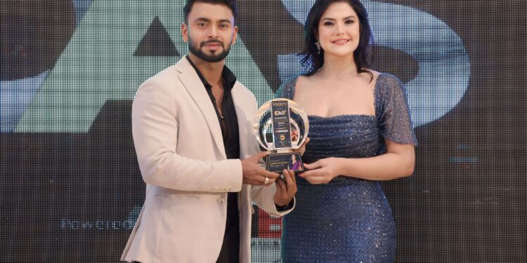 Subham Darjee – Felicitated with Indian Dazzling Award by Bollywood Diva Zareen Khan