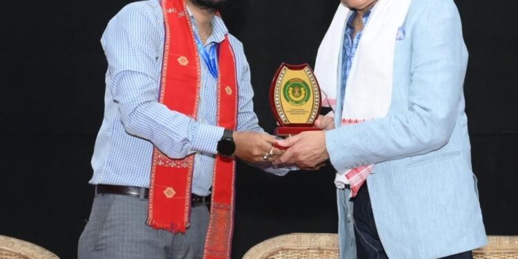 Dr. Dinesh Shahra Inspires Future Leaders with a Powerful Address on “Happiness & Success” at MSSV, Guwahati