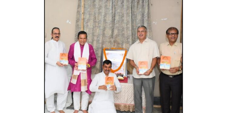 Dr. Dinesh Shahra Presents Sanatan Avatar at Guwahati’s Art of Living Center, Advocates Women’s Safety at Symposium
