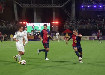 Real Madrid Leyendas defeat FC Barcelona Legends by 2-0 in historic ‘Legends Faceoff’ in India